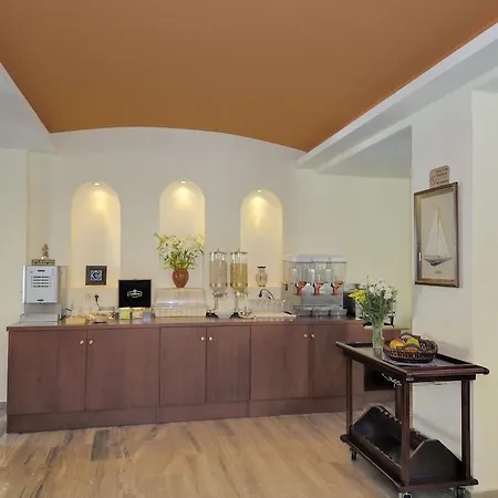 Hotel Little 2*